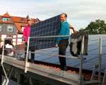 Das letzte Modul; Foto: Energiegenossenschaft Das letzte Modul; Foto: Energiegenossenschaft